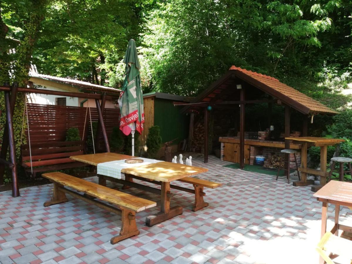 Holiday Home Mreznica Gornji Zvečaj Zewnętrze zdjęcie